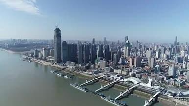 航拍武汉城市空镜视频的预览图